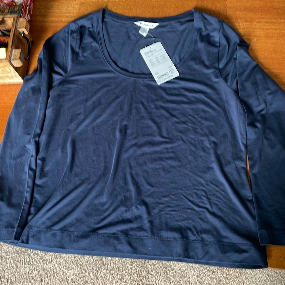 Brand new with tags navy Athleta long sleeve t-shirt